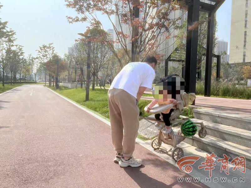 公园 适老化方面这些做得还不错 但还有改进空间新葡京适老化大调研华商报记者走访了12座城市(图24) 公园 适老化方面这些做得还不错 但还有改进空间新葡京适老化大调研华商报记者走访了12座城市(图24)