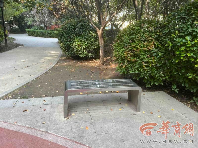 公园 适老化方面这些做得还不错 但还有改进空间新葡京适老化大调研华商报记者走访了12座城市(图35) 公园 适老化方面这些做得还不错 但还有改进空间新葡京适老化大调研华商报记者走访了12座城市(图35)